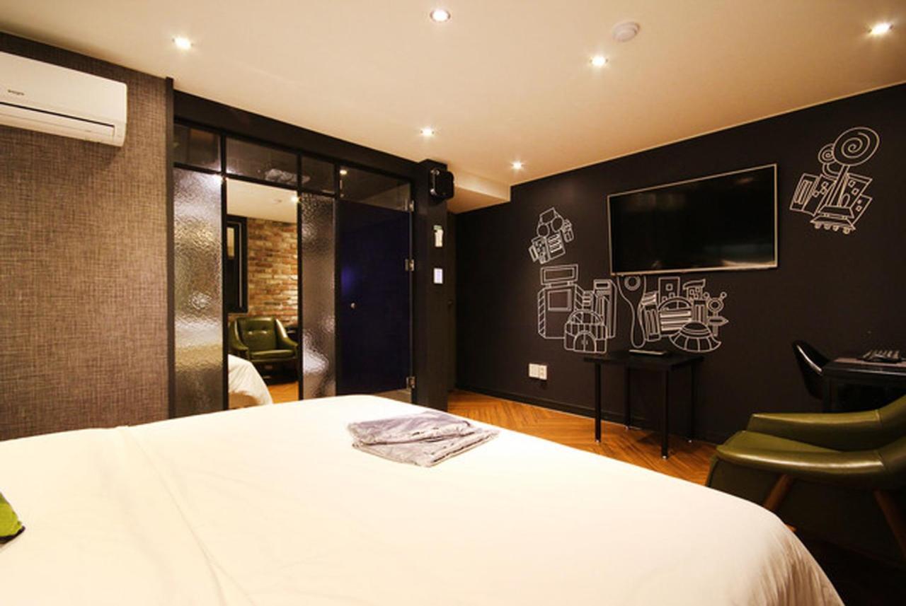 Hotel Bellus Пусан Екстериор снимка