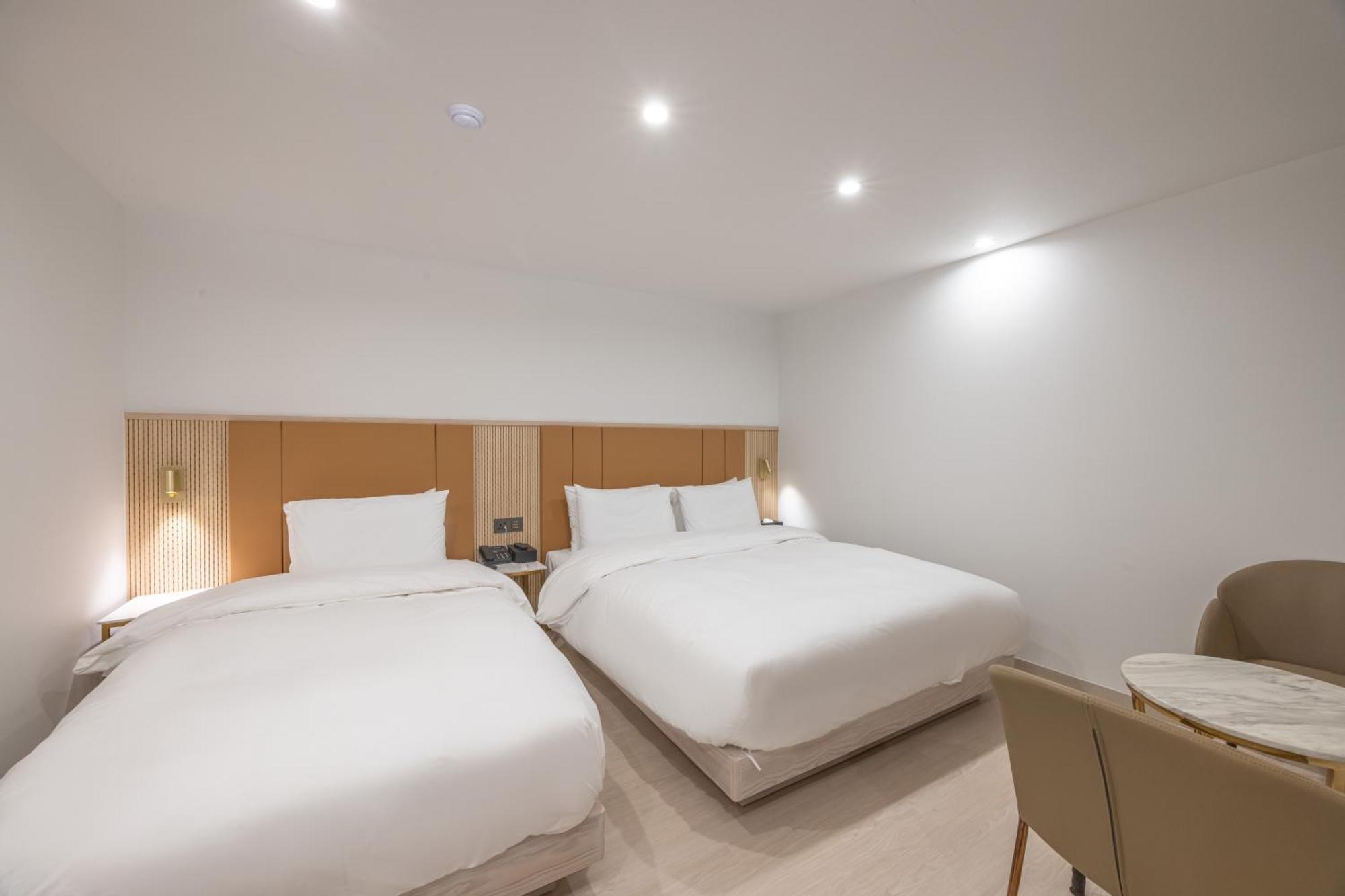 Hotel Bellus Пусан Екстериор снимка