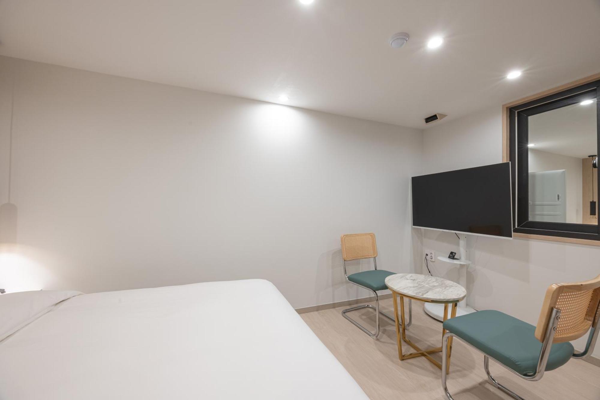Hotel Bellus Пусан Екстериор снимка