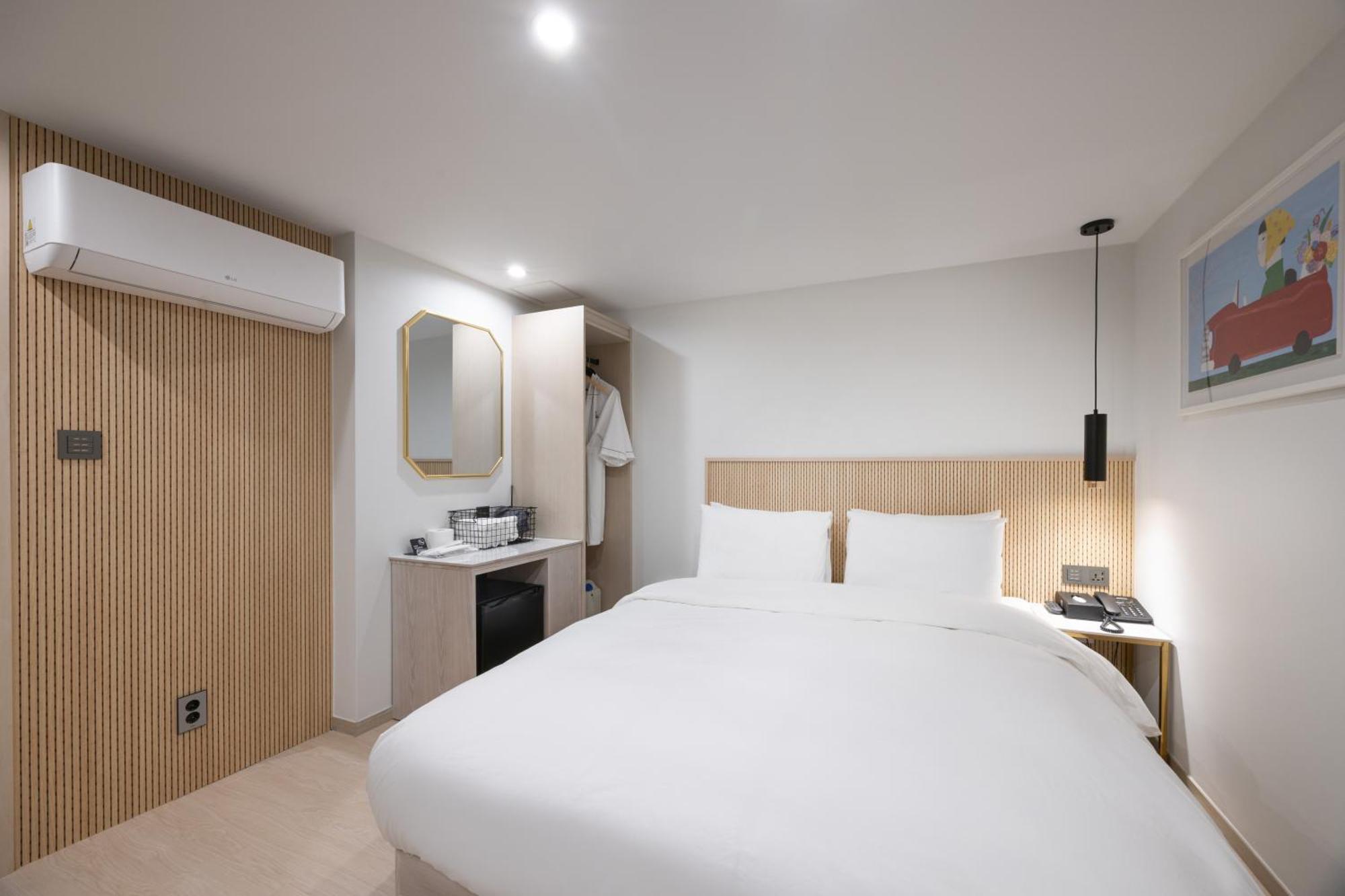 Hotel Bellus Пусан Екстериор снимка