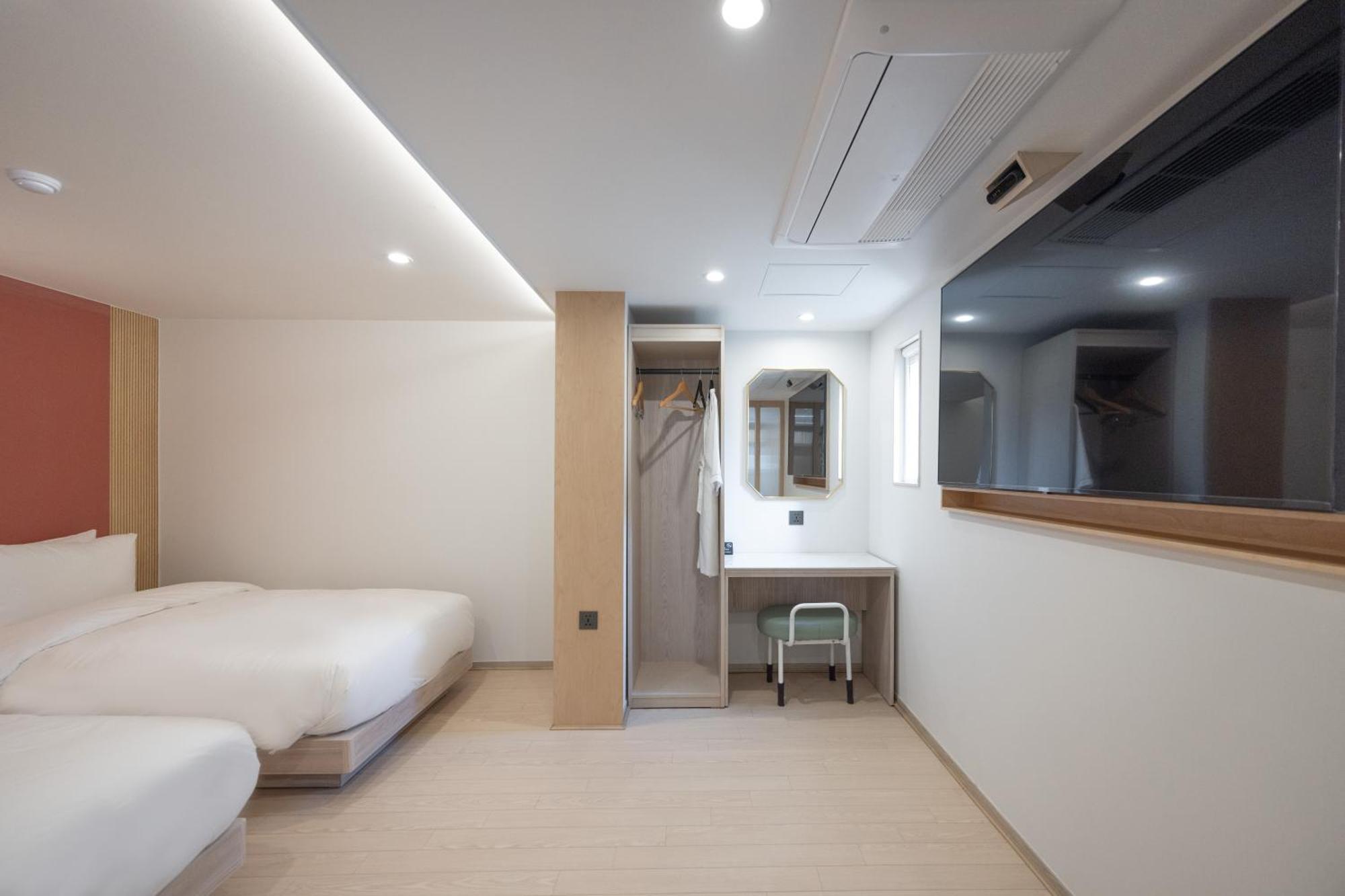 Hotel Bellus Пусан Екстериор снимка