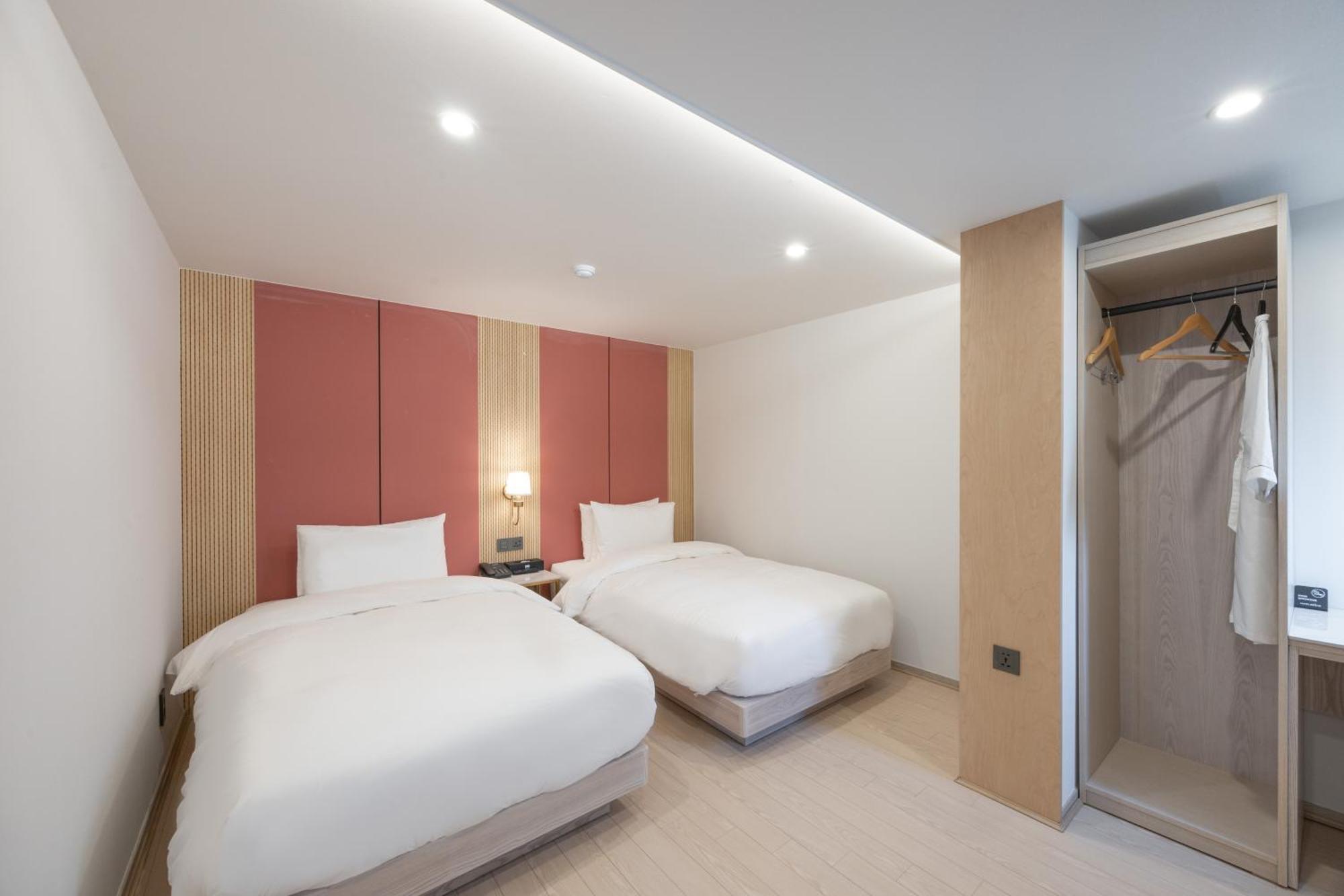 Hotel Bellus Пусан Екстериор снимка
