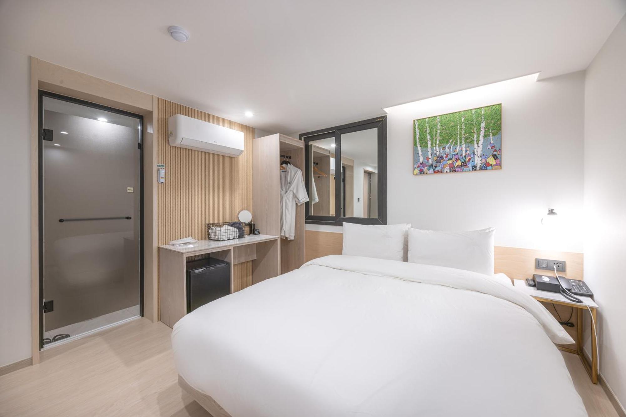 Hotel Bellus Пусан Екстериор снимка
